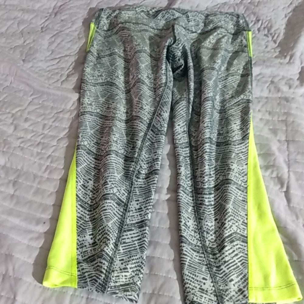 Nike Medium Women's Running Dri-Fit Legging Capris